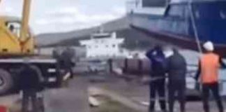 Htio je da velikim kranom premjesti brod u rijeku… ubrzo je shvatio KAKVU GREŠKU JE NAPRAVIO! (VIDEO)